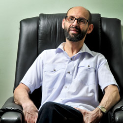 Emilio Figueira: jornalista, psicólogo, psicanalista e escritor