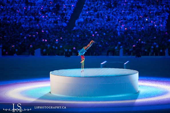 Luca Patuelli na cerimônia de abertura 2010 Jogos Paraolímpicos de Inverno em Vancouver