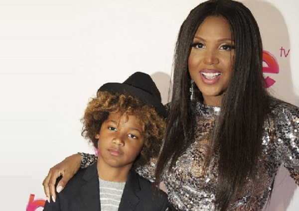 Toni Braxton e seu filho Diezel.