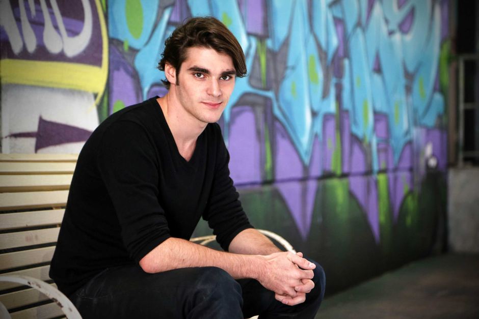 Ator RJ Mitte, que viveu Walter Jr. em Breaking Bad.